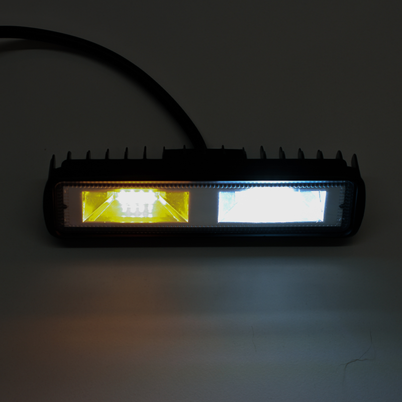 DJ1112NEW OFF ROAD FARO DE LED FARO DE LED RECTANGULAR - MICRO CHIP 18 LED BLANCO Y FUNCIONES AZUL/ROJO 15.5X4.3X4.1CM