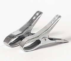 1010 CLIP PARA BATERIA 10 AMPER