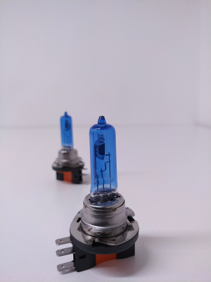 KOBH15XEN LAMPARA BLUE VISION H15 55W XENON BLUE X BLISTER 2 UNIDADES (CODIGO ANTERIOR: BH15BV)