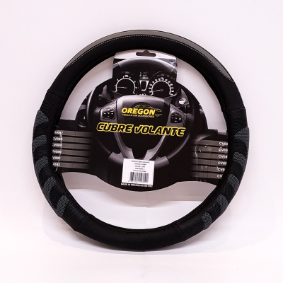 CV089 CUBRE VOLANTE MODELO GRAND PRIX CUERO SINTENTICO NEGRO / GRIS 38*8.2CM 25 UNIDADES POR CAJA