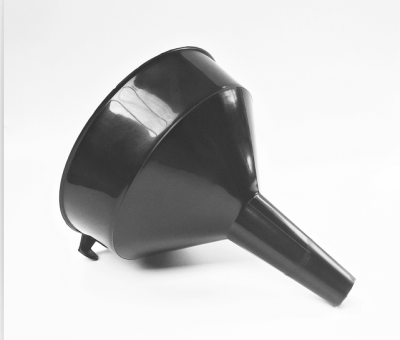 EMBU003 EMBUDO UNIVERSAL NEGRO DIAMENTRO 19.5 CM