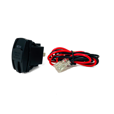 KB-TOM017 TOMA DE CONEXION 12V / 24V TOMA DE CONEXION CON PUERTO USB / TIPO C 3.1AMP 12V / 24V POTENCIA MAXIMA 48 WATTS . INCLUYE KITS DE CABLES DE CONEXION. PE