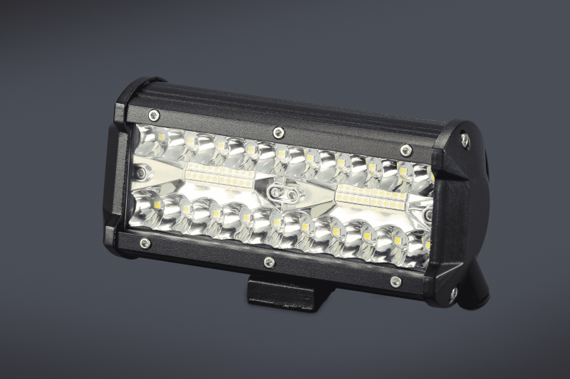 IL31 FARO DE LED RECTANGULAR 17x9 CM (USO FUERA DE RUTA) 40 LEDS 120W 10-30 VOLTS